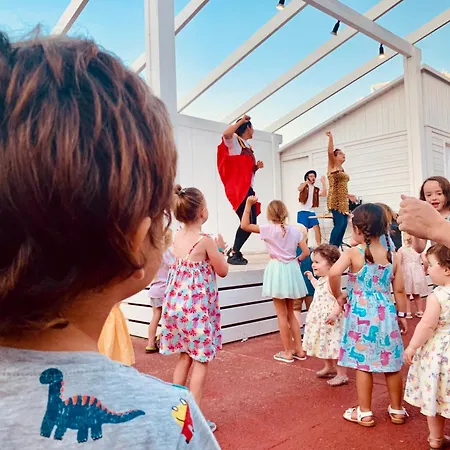 Santo Tomas - Adriana