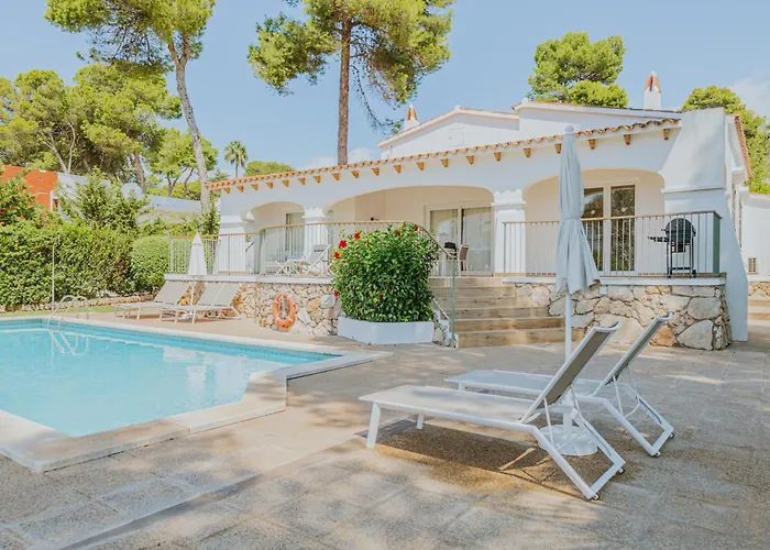 Santo Tomas - Adriana