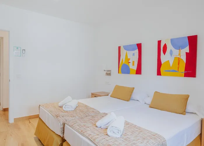 Santo Tomas - Adriana Villa Es Migjorn Gran